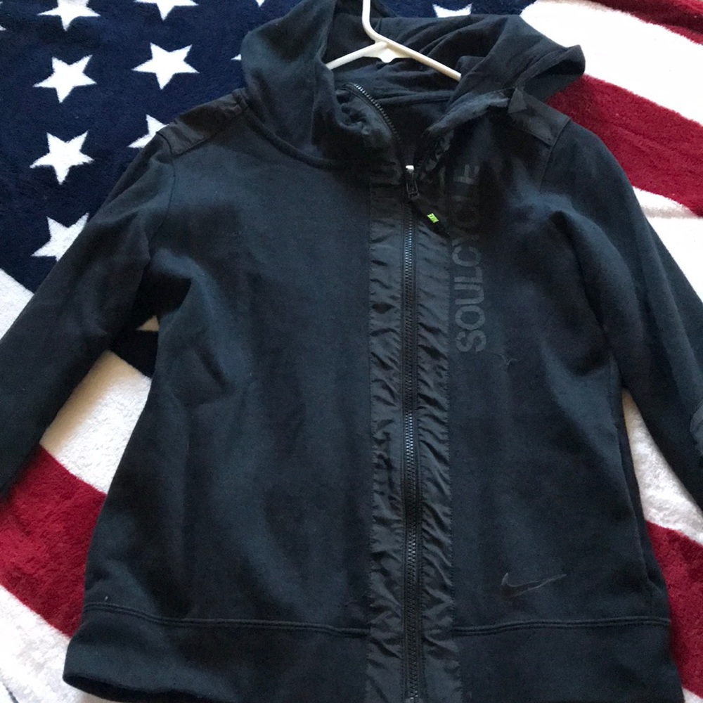BLACK NIKE SOUL CYCLE JACKET!!